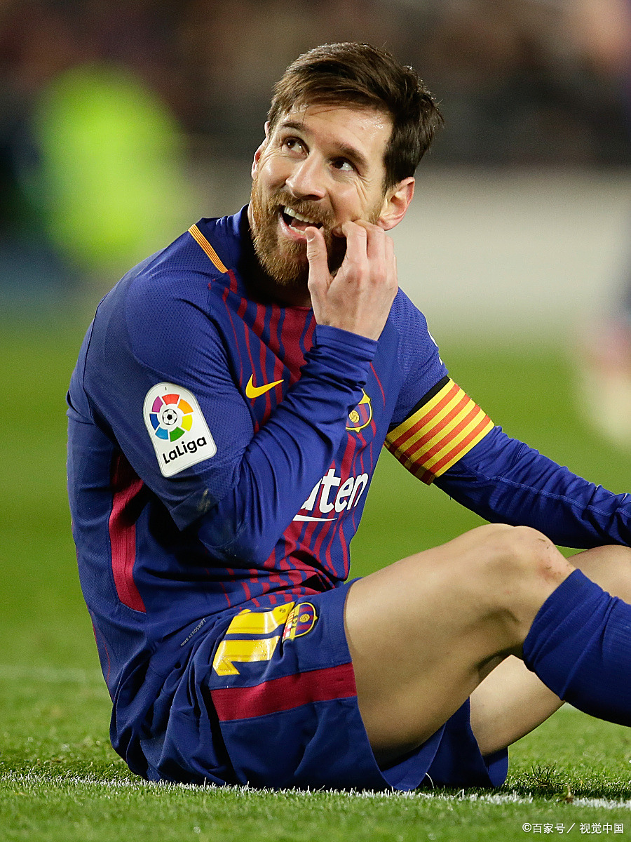 关于足球运动风靡全球,专业球员实力展示风采的信息 关于足球运动风靡全球,专业球员实力展示风采的信息