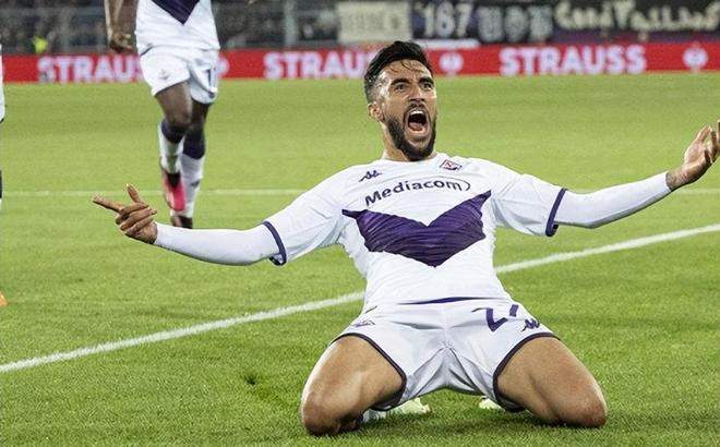 关于佛罗伦萨主帅下课,球队急需重整阵容的信息 关于佛罗伦萨主帅下课,球队急需重整阵容的信息